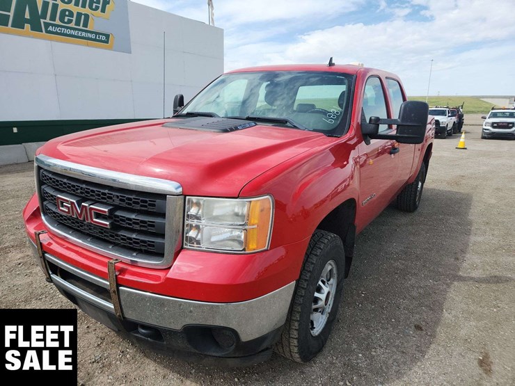 2012-gmc-sierra-2500hd-image-1