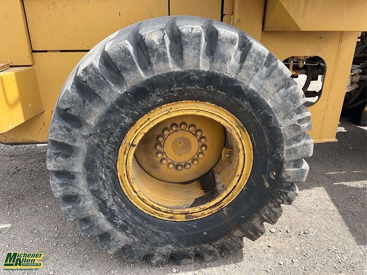 1996-caterpillar-938f-image-11