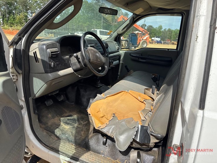 2007-ford-f450-xl-sd-image-15