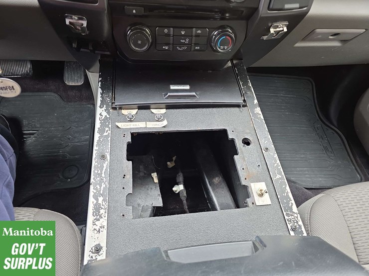 2015-ford-f150-image-22