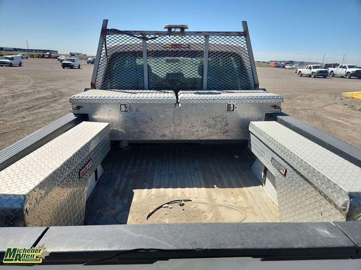 2015-ford-f250-image-15