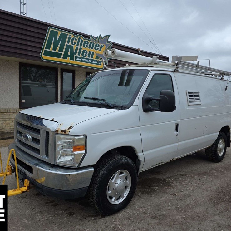 2011 FORD CARGO