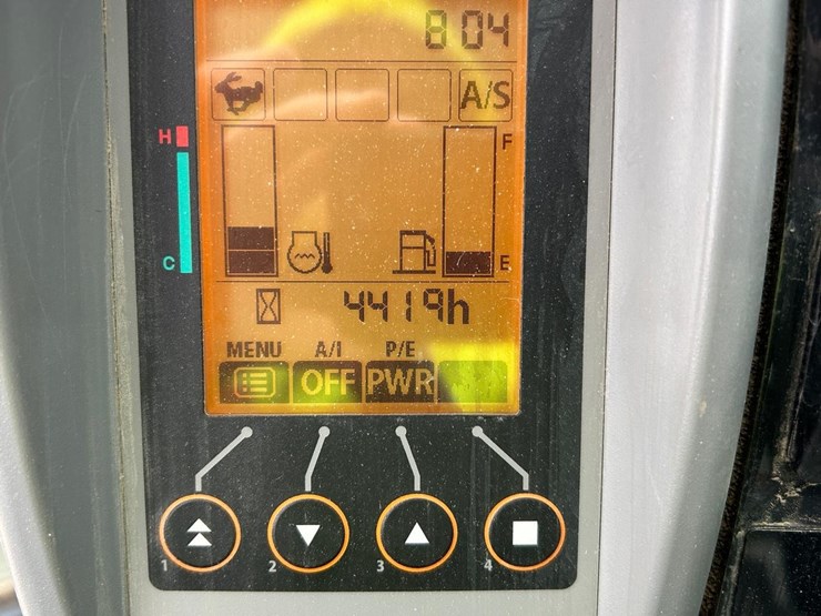 2020-deere-50g-image-21
