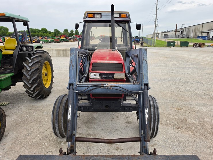1992-case-ih-5120-image-4