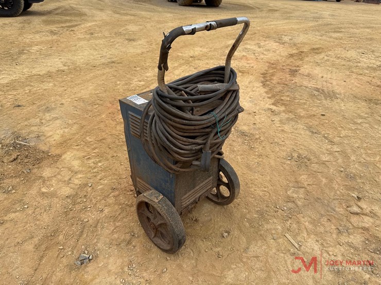 miller-ja-45-thunder-bolt-electric-welder-image-3