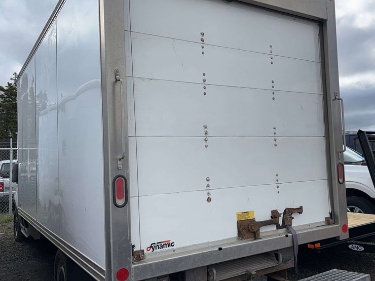 2020-ford-transit-image-2