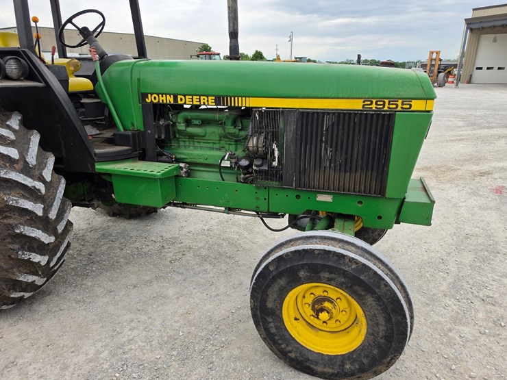 1990-john-deere-2955-image-17