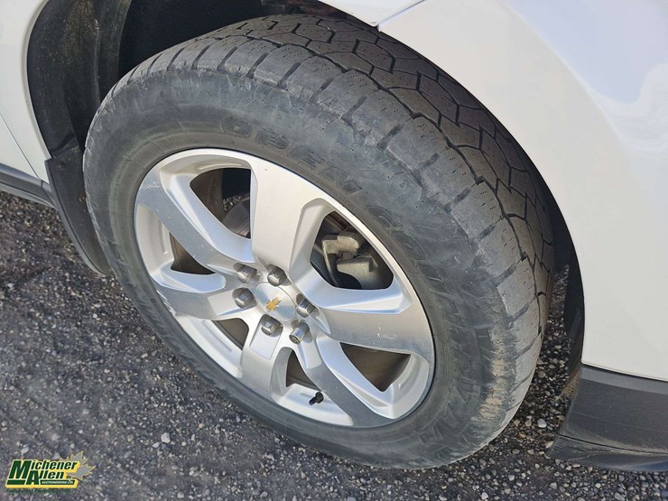 2017-chevrolet-traverse-image-14