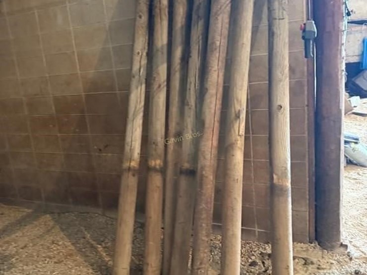 wood-posts-image-3