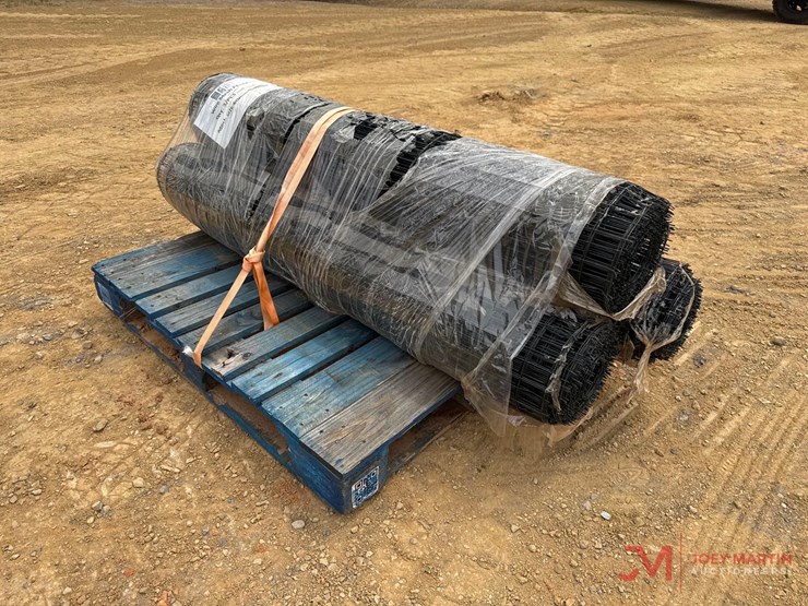 (3)-rolls-of-100'-wire-mesh-fence-image-2