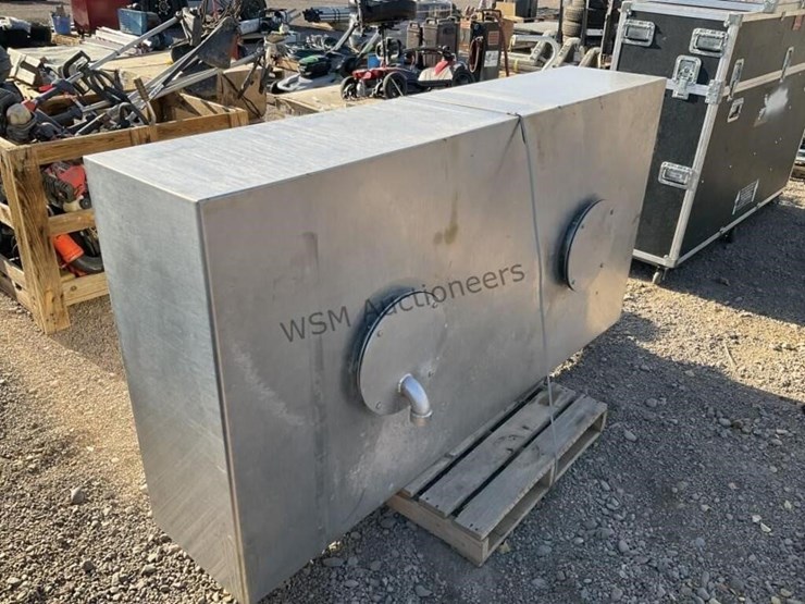 stainless-steel-tank-image-2