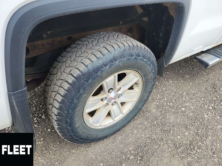2014-gmc-sierra-1500-image-31