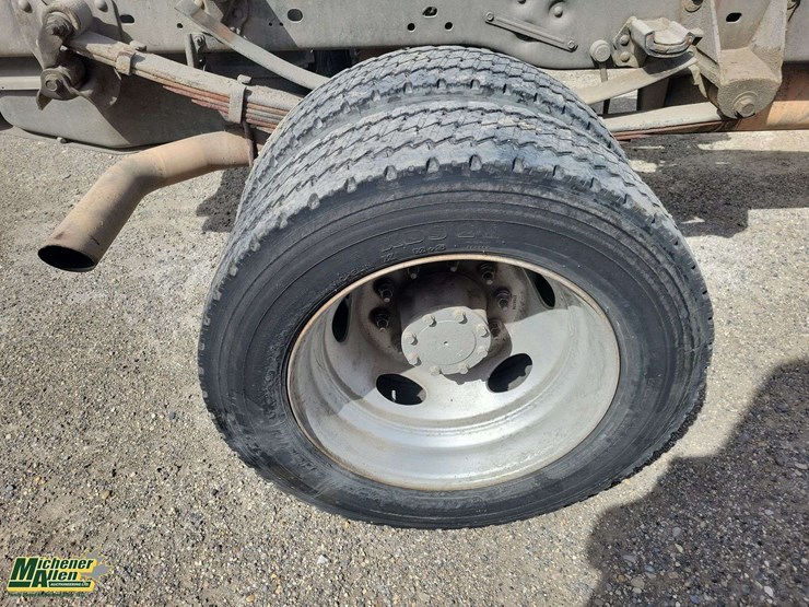 2012-ford-f450-image-12