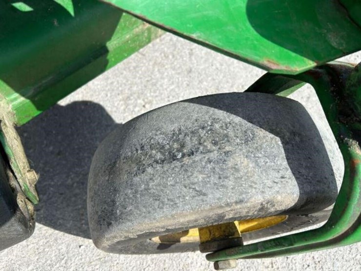 2019-john-deere-z915e-image-32