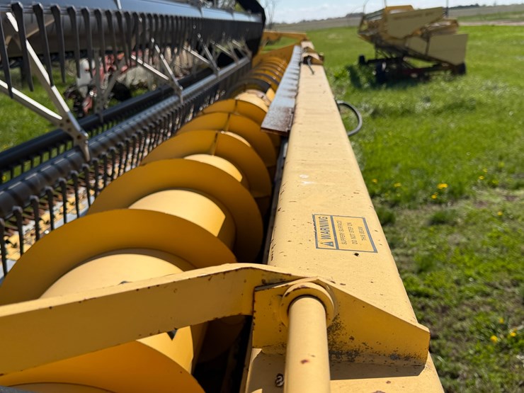 new-holland-973-image-6