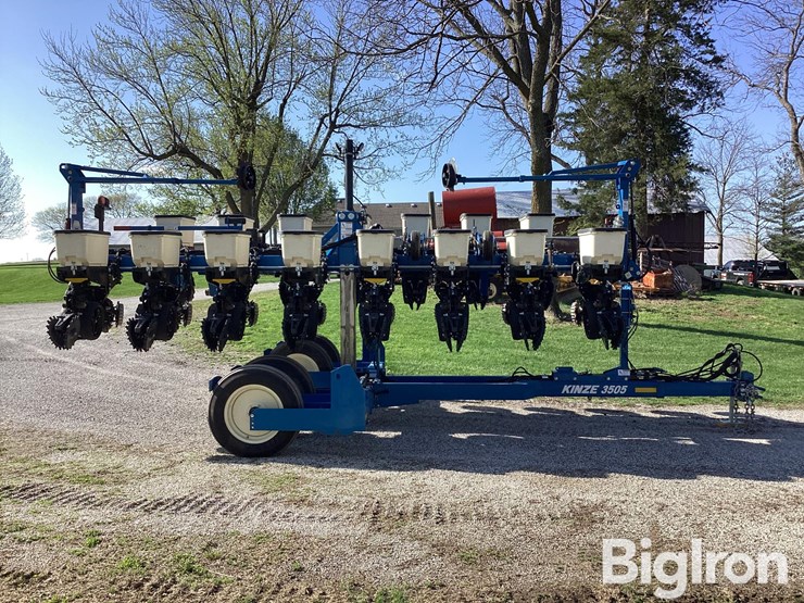 2024-kinze-3505-image-4