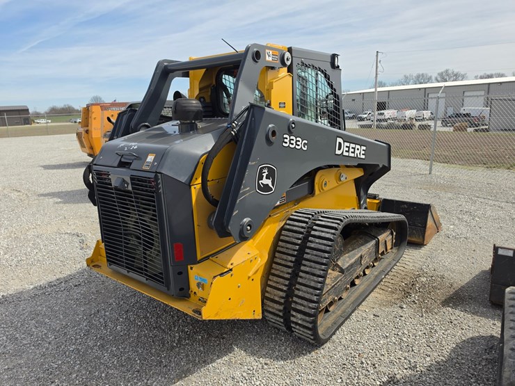 2018-deere-333g-image-17