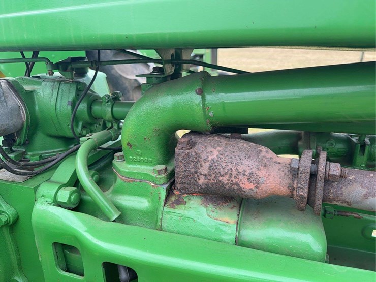 john-deere-b-image-28