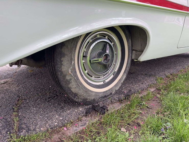 1961-chevrolet-impala-image-15