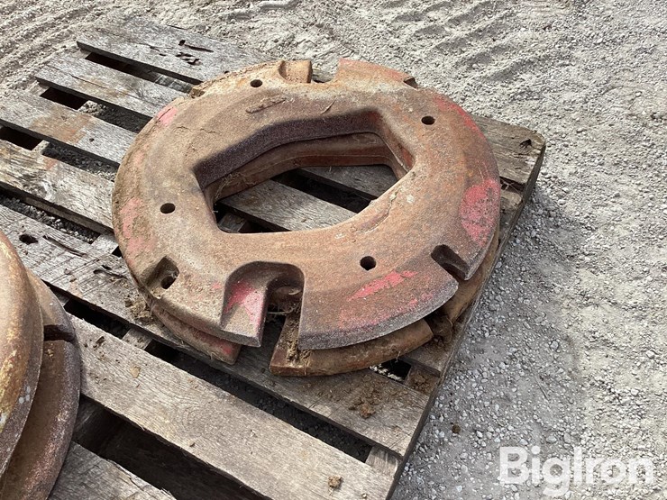 case-ih-&-oliver-rear-end-tractor-weights-image-19