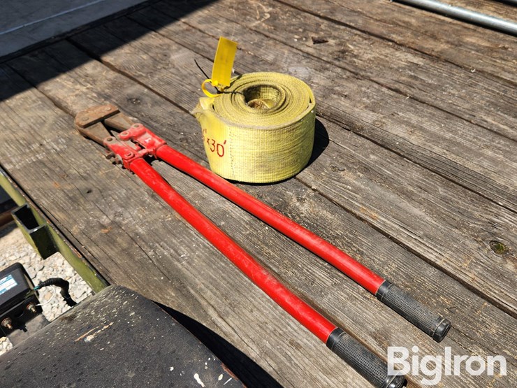 heavy-duty-bolt-cutter/tow-strap-image-3