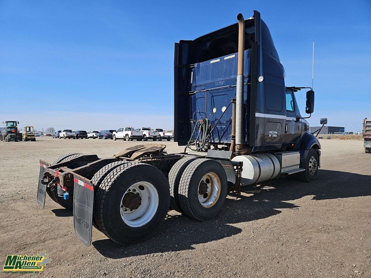 2016-international-prostar-image-3