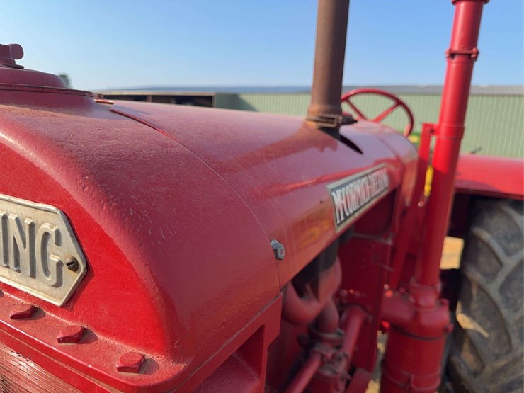 mccormick-deering-w-30-image-9