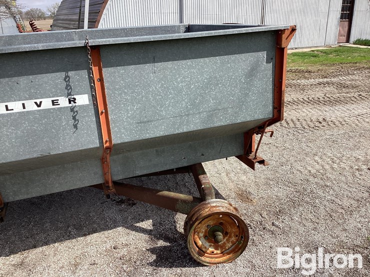 oliver-feed-wagon-w/-running-gear-image-14