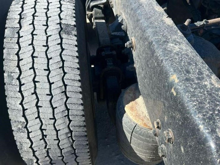 2020-kenworth-t680-image-68