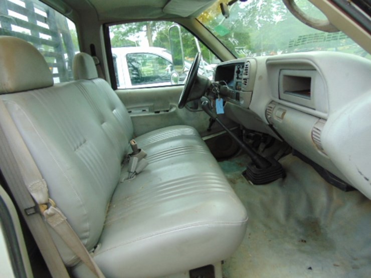 1999-gmc-3500-image-6