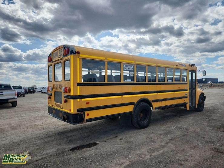 2011-ic-bus-ce-image-4