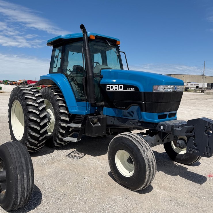 1995 NEW HOLLAND 8670