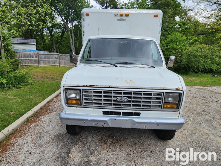 1985-ford-e350-image-2