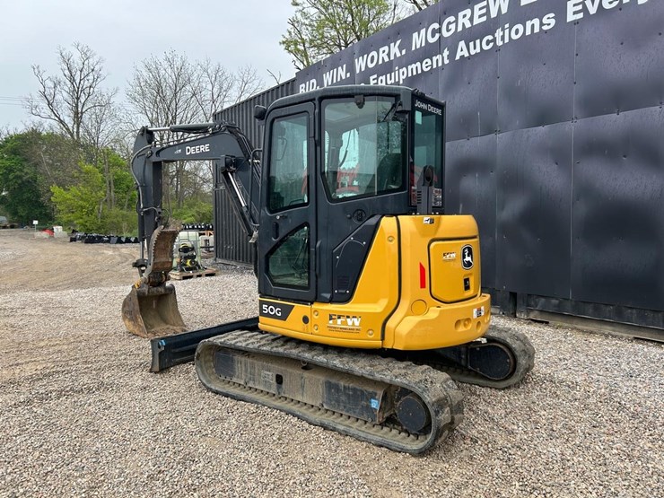 2020-deere-50g-image-2