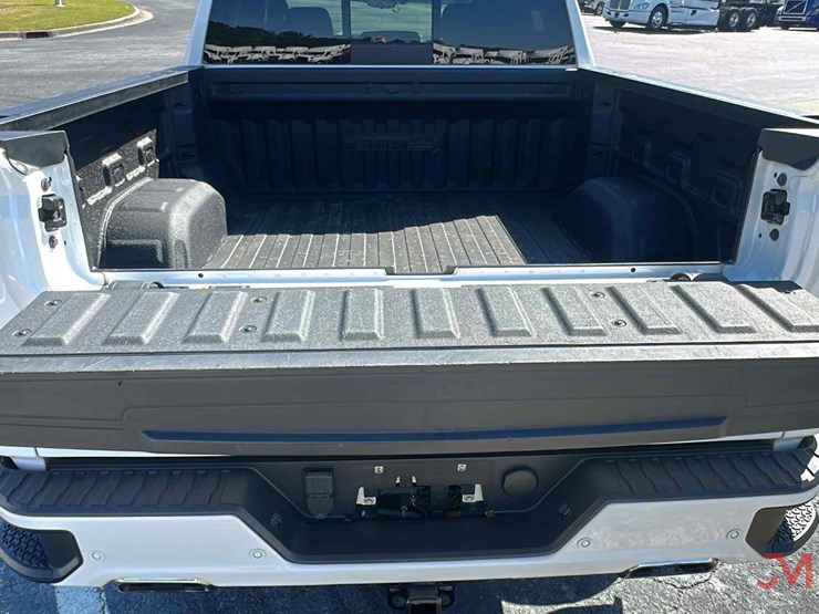 2020-gmc-sierra-at4-pickup-truck-image-12