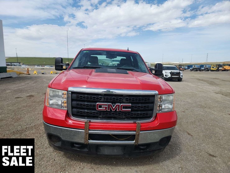 2012-gmc-sierra-2500hd-image-8