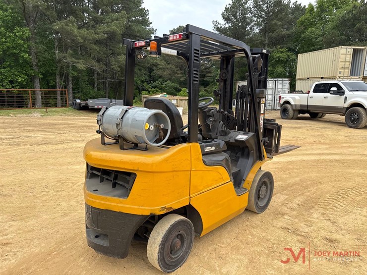 caterpillar-gp25n-image-2