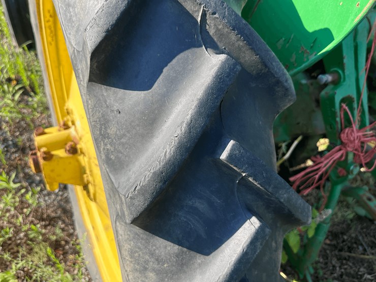 john-deere-40-image-17