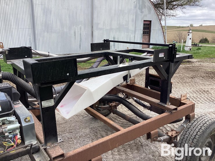bulk-seed-systems-222s-seed-tender-image-17