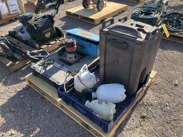 pallet-of-misc-image-3