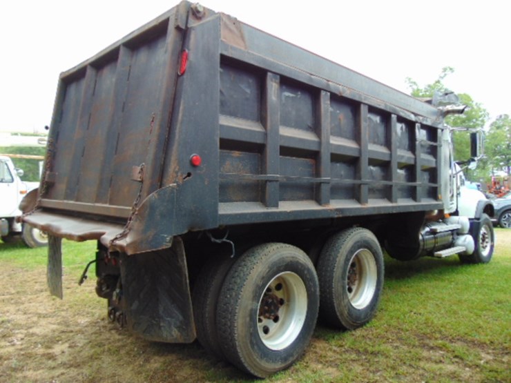 2004-mack-granite-cv713-image-9
