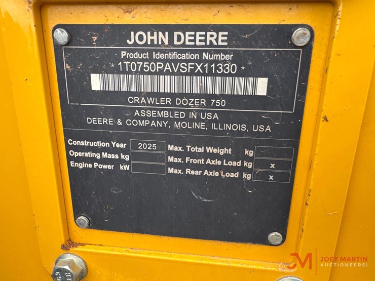 deere-750-image-17