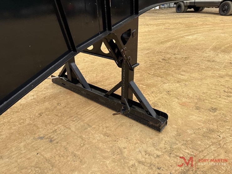 2023-manac-log-trailer-image-15