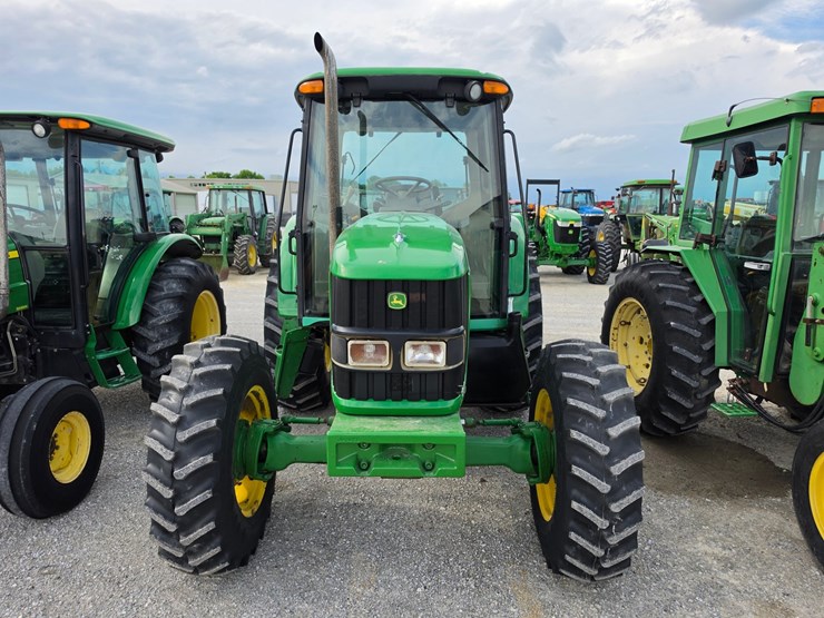 2010-john-deere-6230-image-2