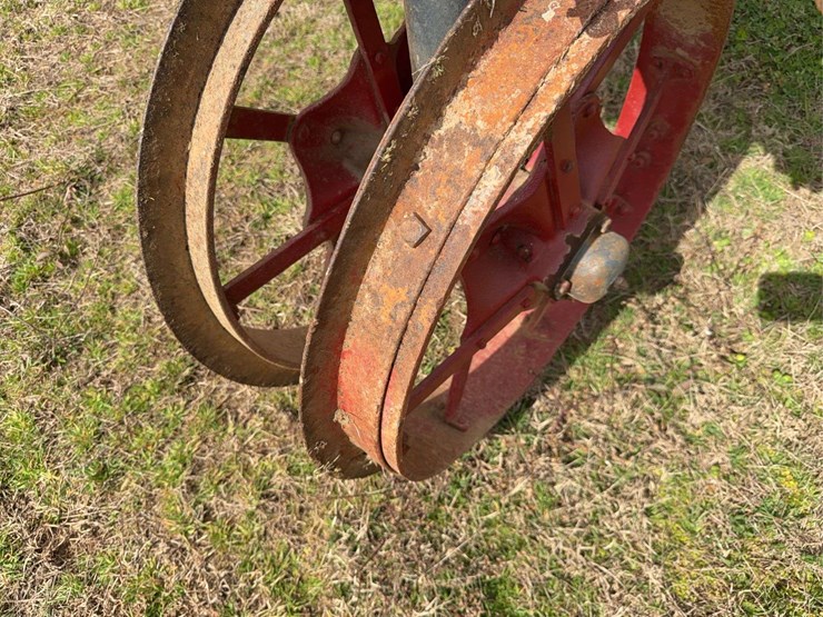 farmall-f-20-image-12