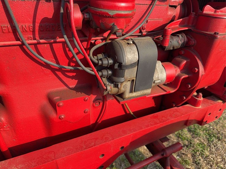 mccormick-deering-w-30-image-26