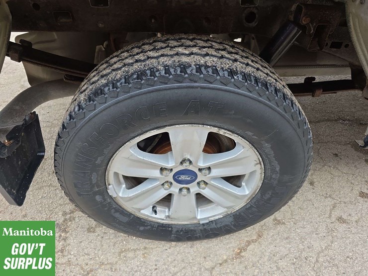 2015-ford-f150-image-12