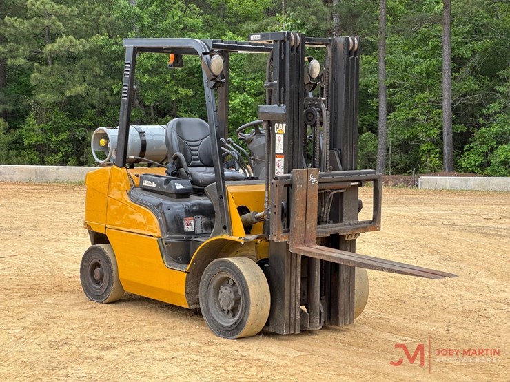 caterpillar-gp25n-image-1