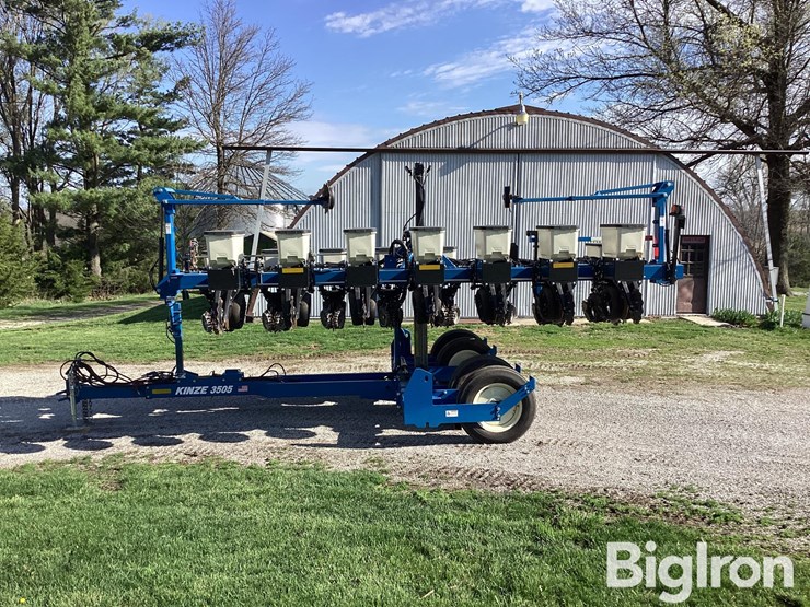 2024-kinze-3505-image-8