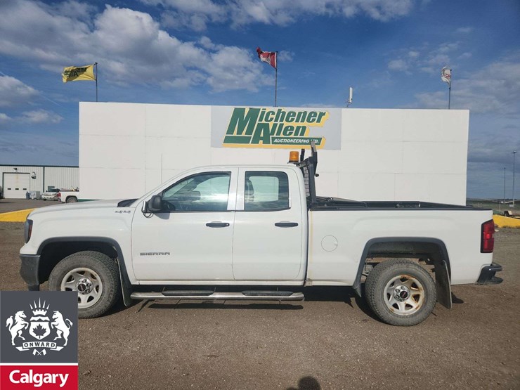 2017-gmc-sierra-1500-image-2